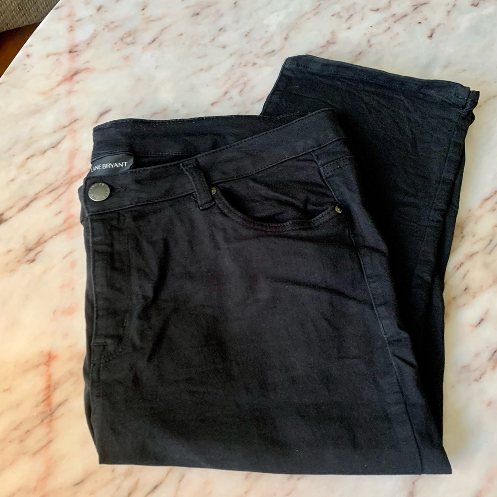 Black Denim Capris_Lane Bryant_ Size 18_ ( GUC)